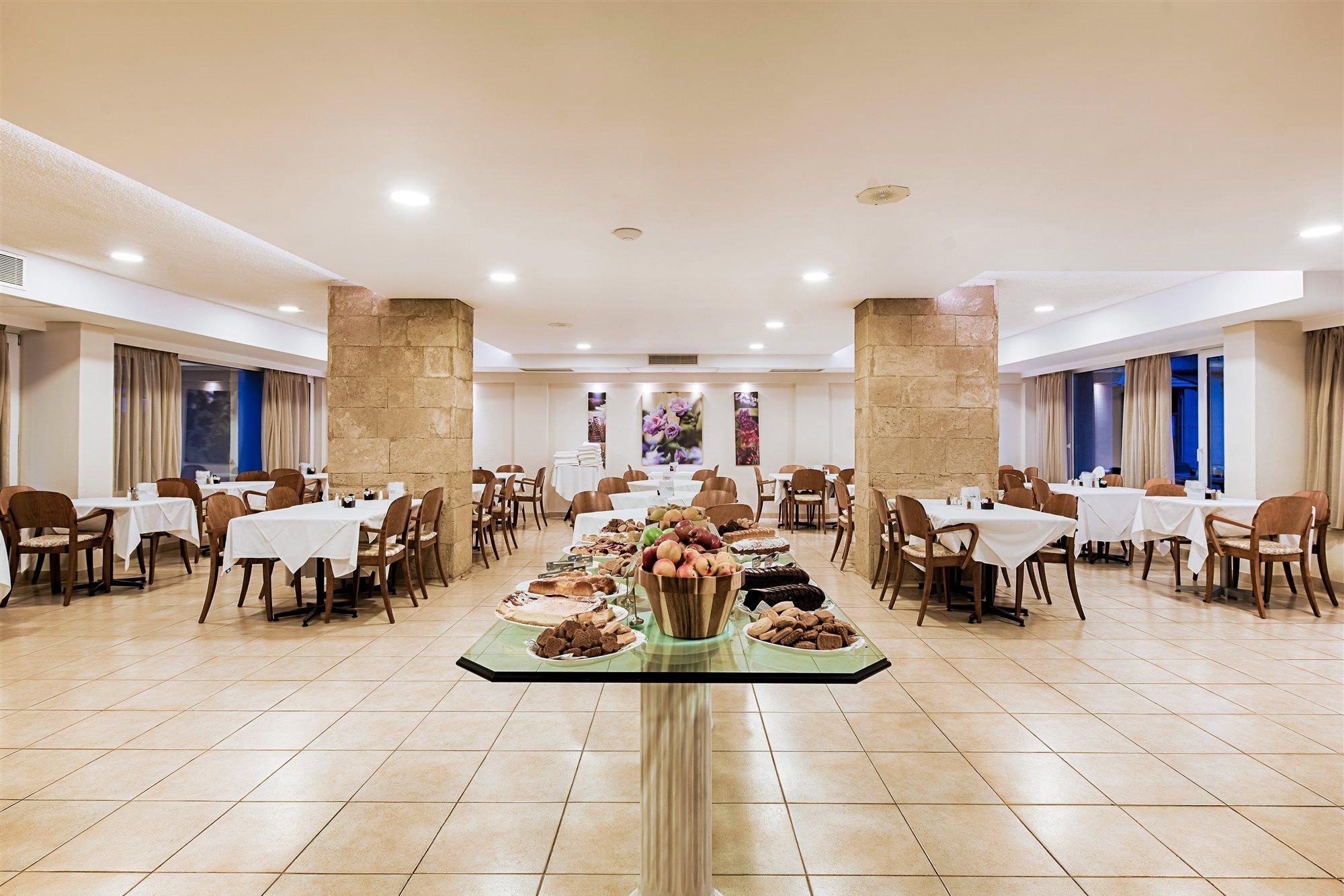 Hotel Esperia 3*