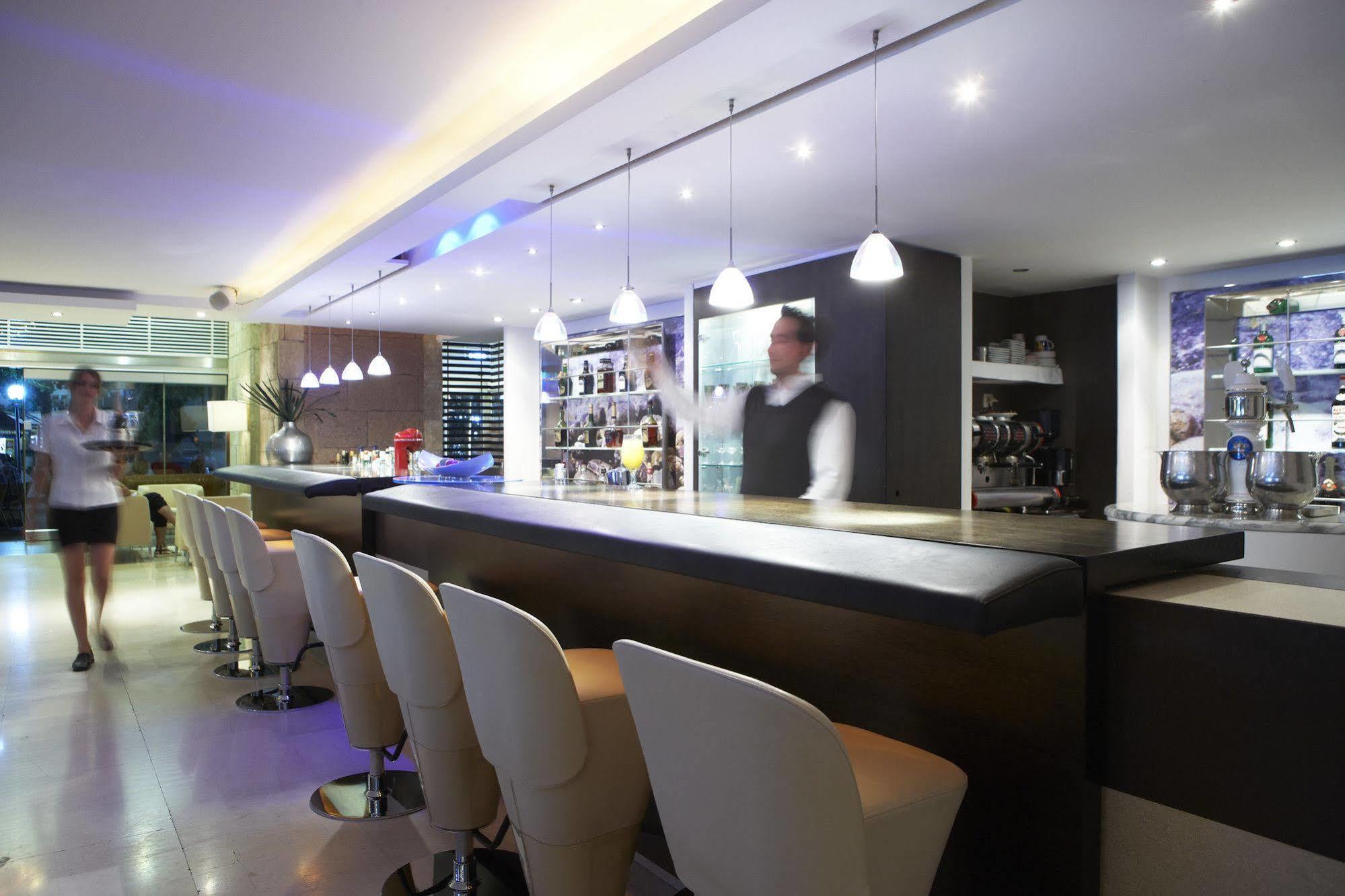 Esperia Hotel 3*